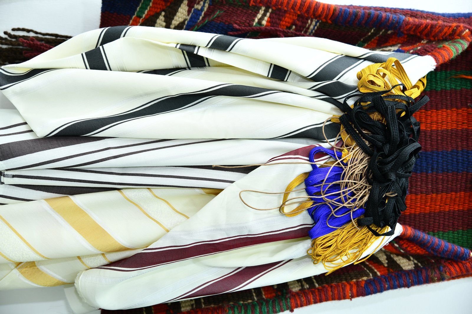 ألبسة دفئ الشتاء